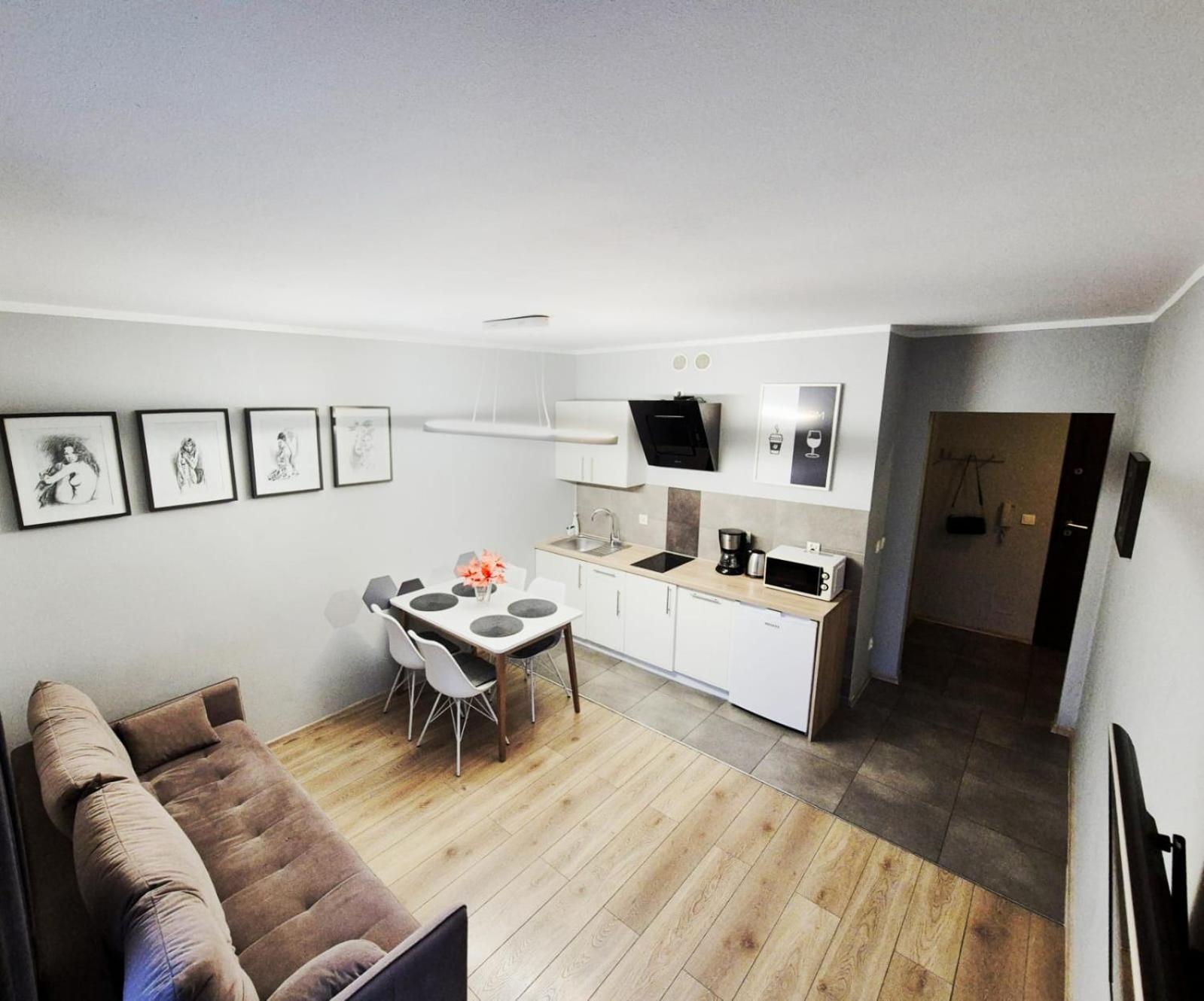 Tk Apartments Dabrowskiego วรอตซวาฟ ภายนอก รูปภาพ